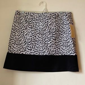 ⭐️🎉HP👉NWT Michael Kors Print Mini Skirt